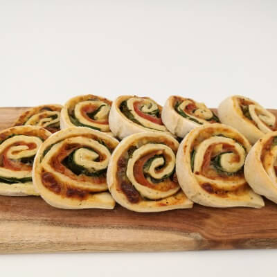 Ham, cheese and spinach pinwheel