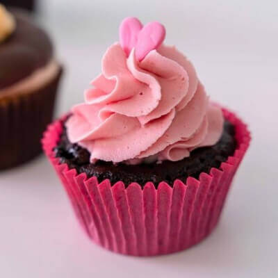Marshmallow Surprise Cupcakes